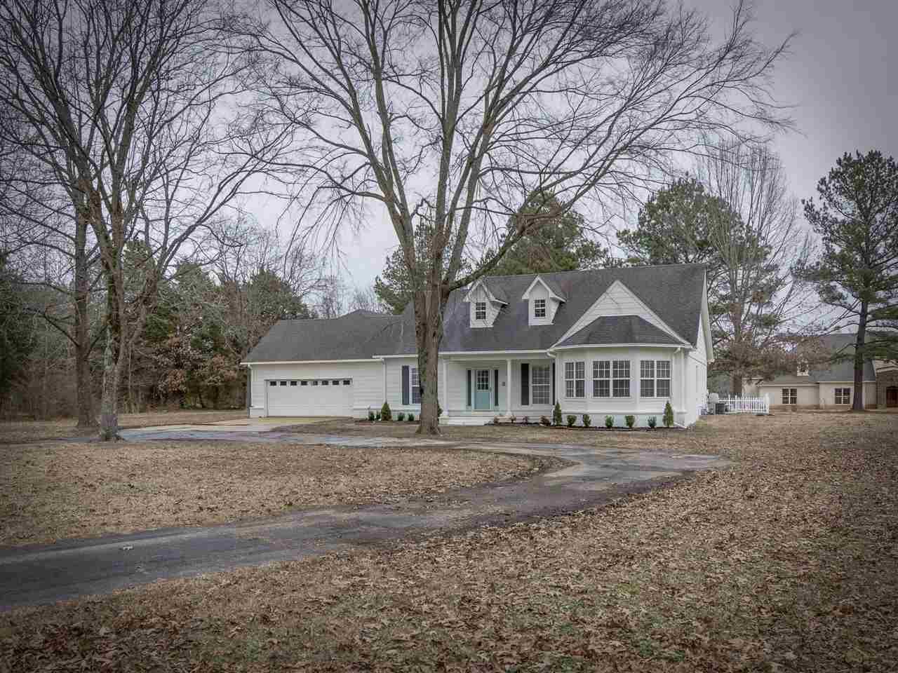 1455 Canadaville Loop
